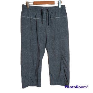 Lululemon Grey High-Rise Straight Leg Crop Pants - Size 6